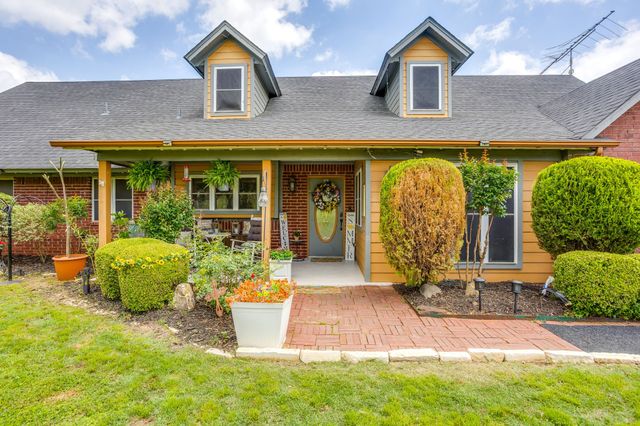 3914 Redbird Lane, Joshua, TX 76058