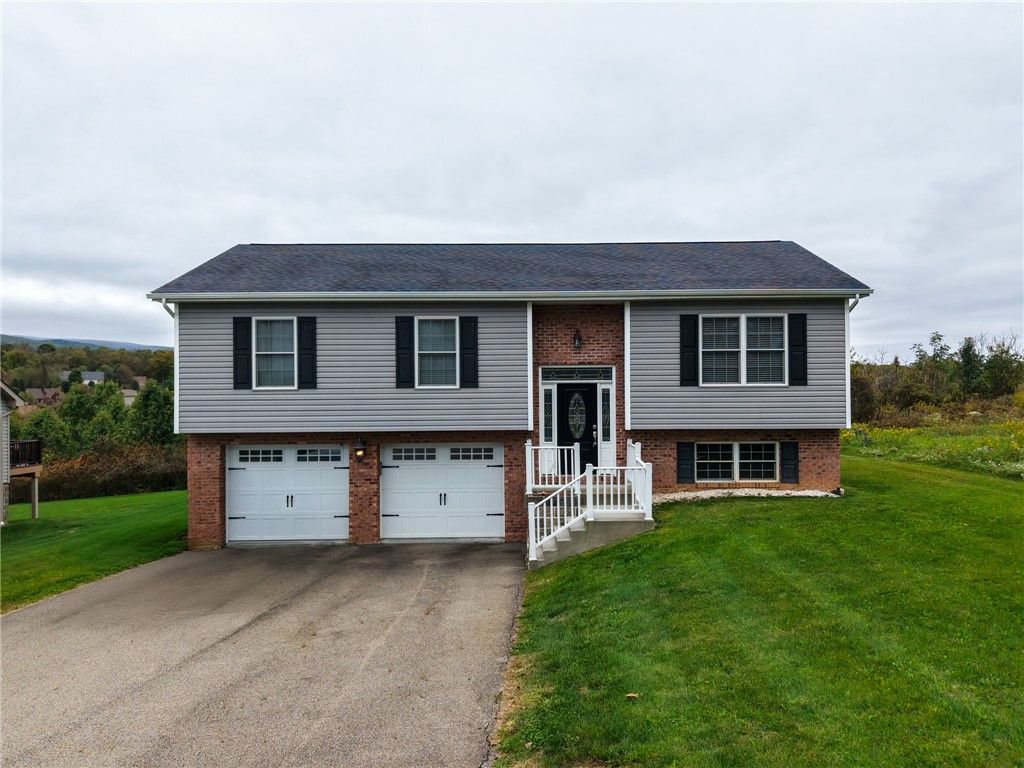168 Brownfield Ln, Uniontown, PA 15401