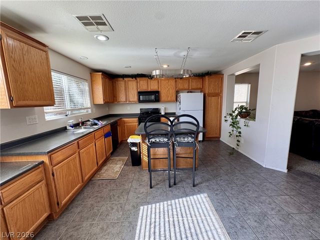 79 Lockheed Avenue, Las Vegas, NV 89183