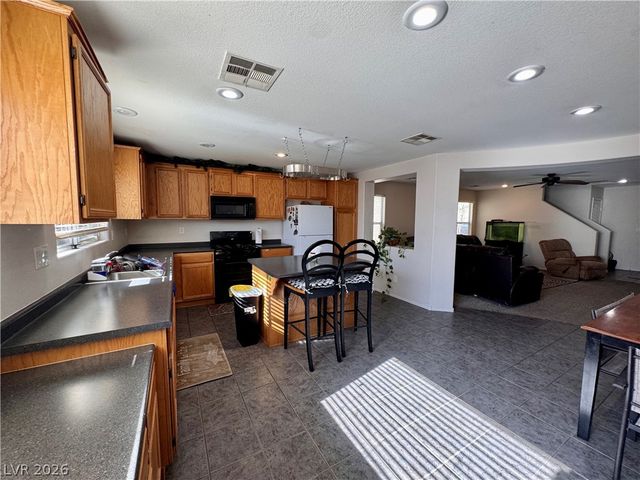 79 Lockheed Avenue, Las Vegas, NV 89183