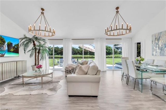 2649 Longboat DR, Naples, FL 34104
