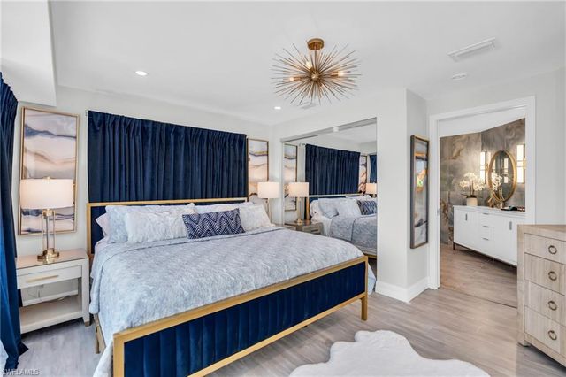 2649 Longboat DR, Naples, FL 34104