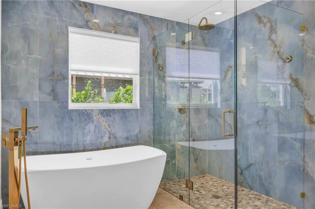 2649 Longboat DR, Naples, FL 34104