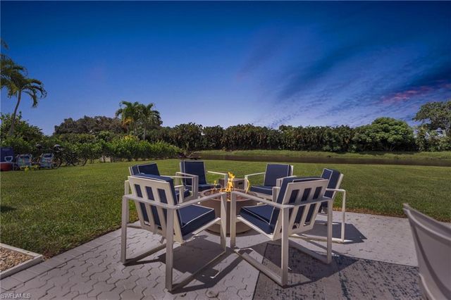 2649 Longboat DR, Naples, FL 34104