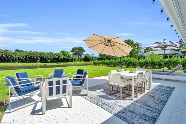 2649 Longboat DR, Naples, FL 34104