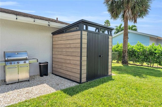 2649 Longboat DR, Naples, FL 34104