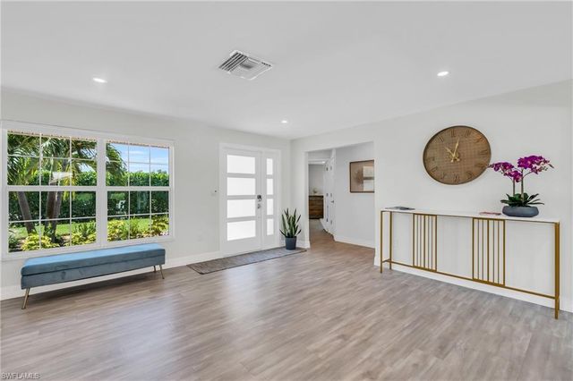 2649 Longboat DR, Naples, FL 34104
