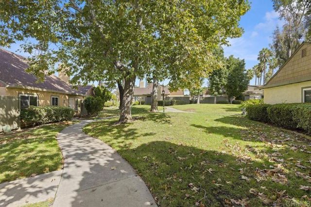 10573 Caminito Flores, San Diego, CA 92126