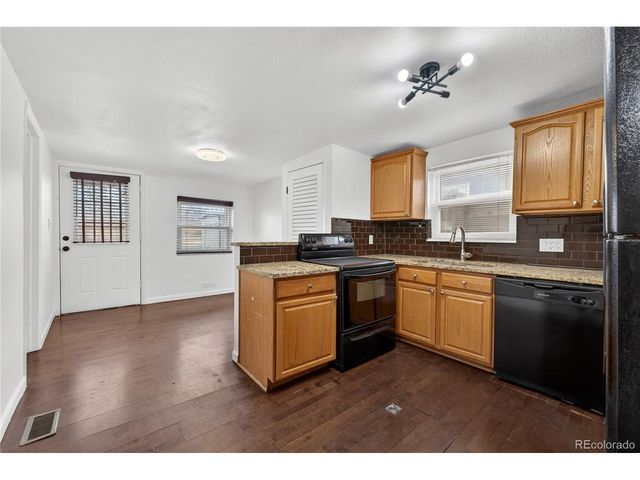 4220 Pecos St, Denver, CO 80211