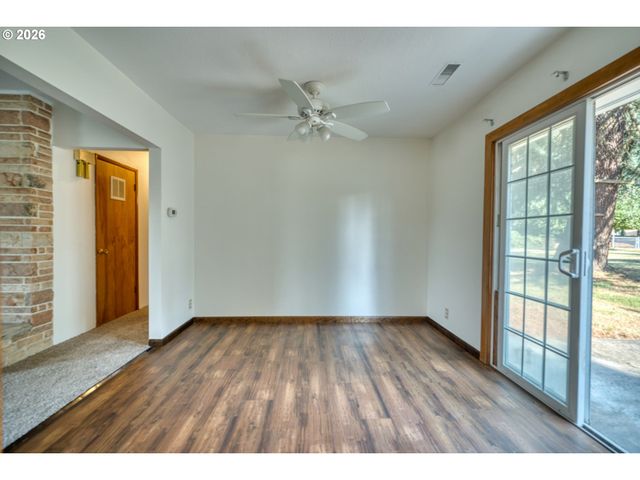 2540 GABLE Rd, St Helens, OR 97051
