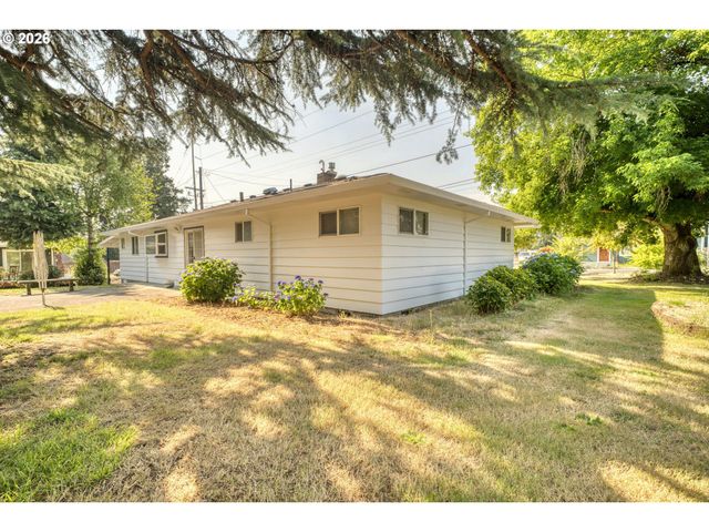 2540 GABLE Rd, St Helens, OR 97051