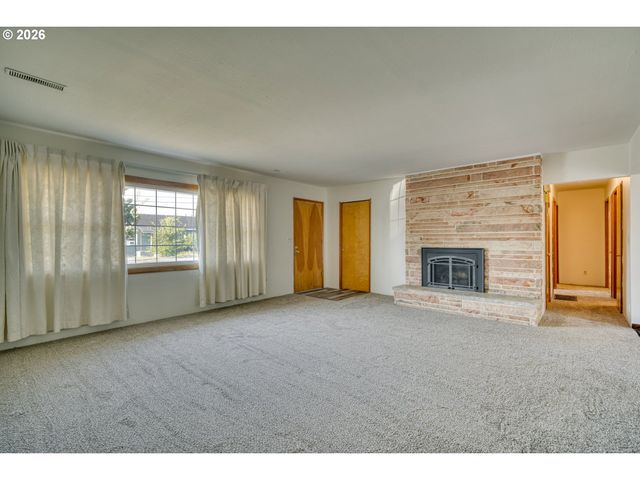 2540 GABLE Rd, St Helens, OR 97051