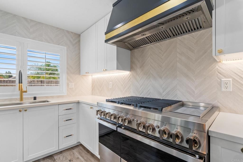 Image 13 of property listing at 7310 Margerum Avenue, San Diego, CA 92120