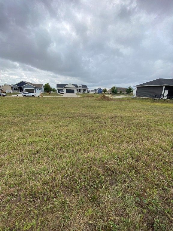 360 Linden St., Alburnett, IA 52202