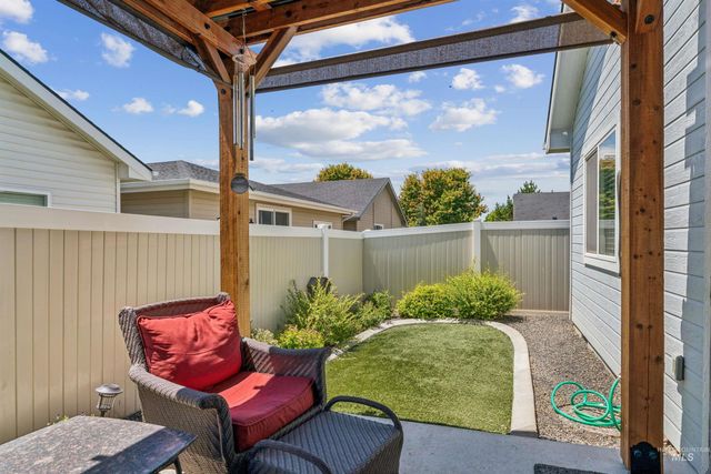 2097 W Claira, Nampa, ID 83651