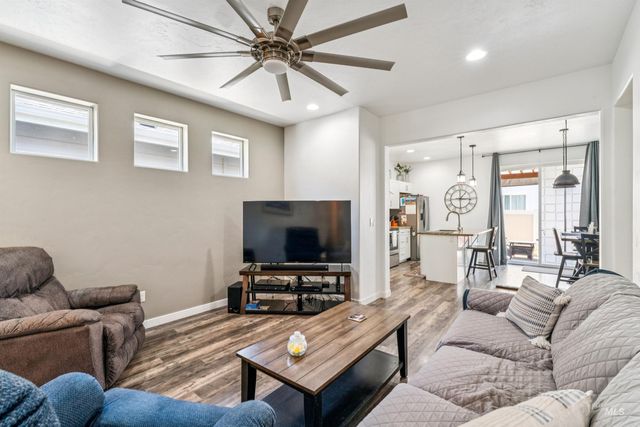 2097 W Claira, Nampa, ID 83651