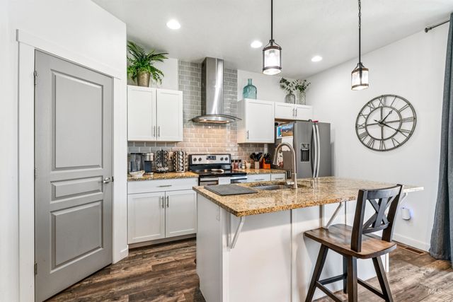 2097 W Claira, Nampa, ID 83651