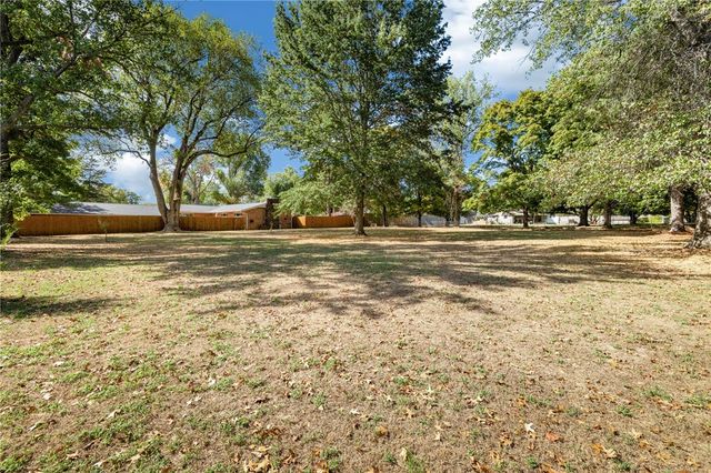 509 Catlett Street, Prairie Grove, AR 72753