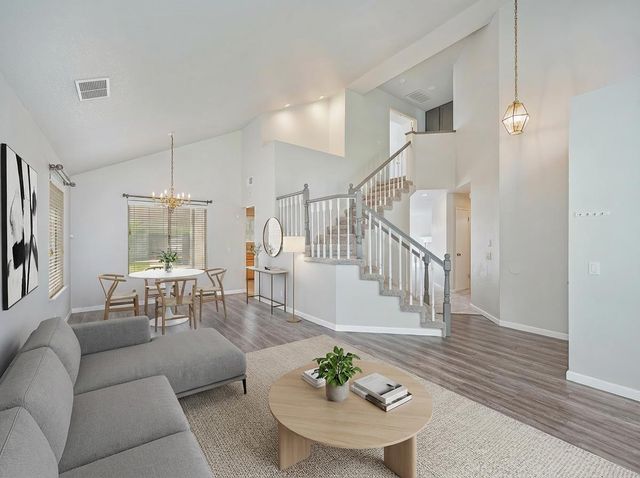 8239 Derbyshire Cir, Sacramento, CA 95828