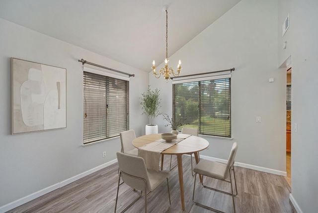 8239 Derbyshire Cir, Sacramento, CA 95828