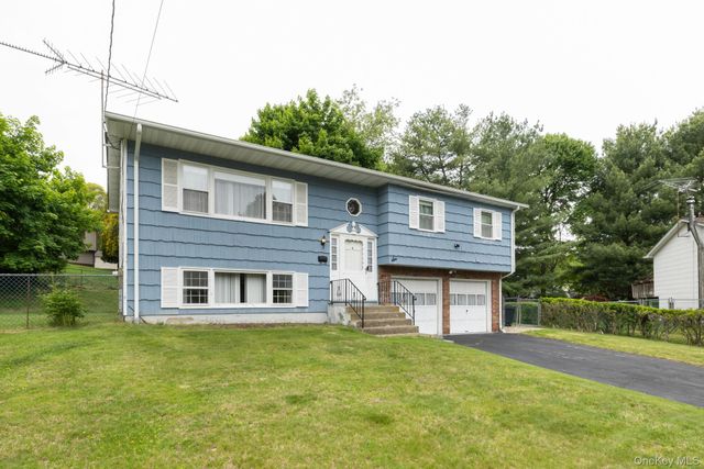 6 Wexler Court, Garnerville, NY 10923