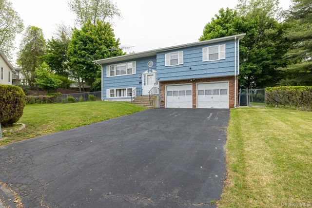 6 Wexler Court, Garnerville, NY 10923