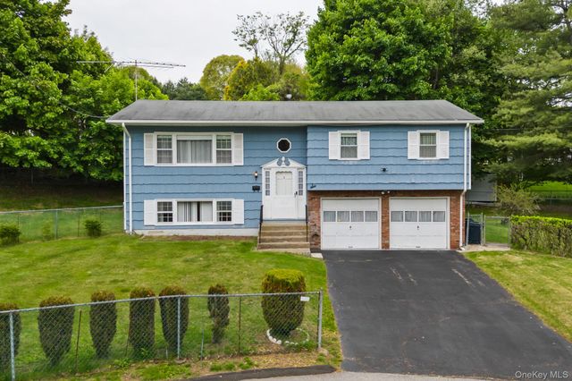 6 Wexler Court, Garnerville, NY 10923