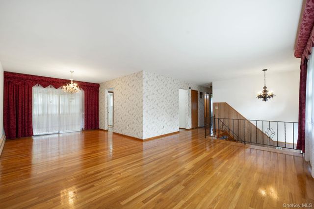 6 Wexler Court, Garnerville, NY 10923