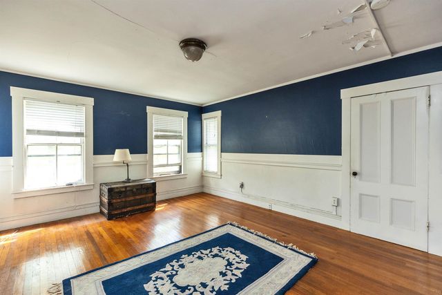 24 Maple Street, Milford, NH 03055
