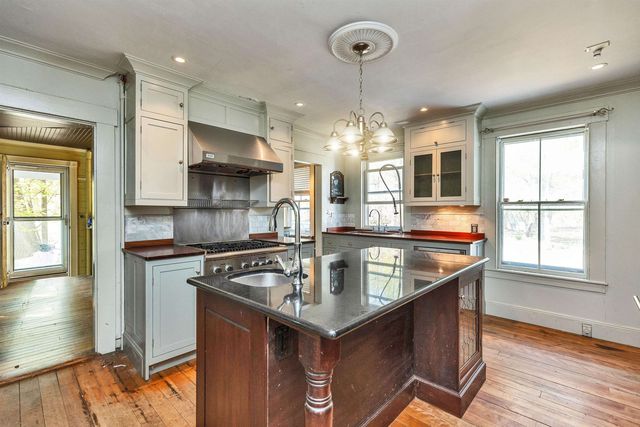 24 Maple Street, Milford, NH 03055