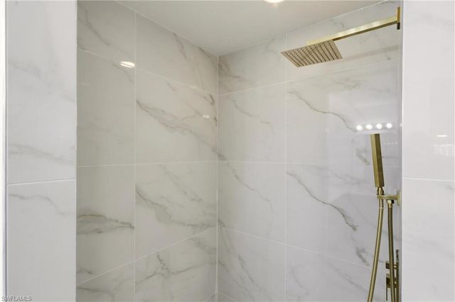 410 SE 7th ST, Cape Coral, FL 33990