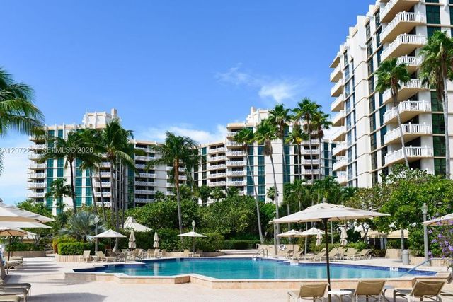 1121 Crandon Boulevard D206, Key Biscayne, FL 33149