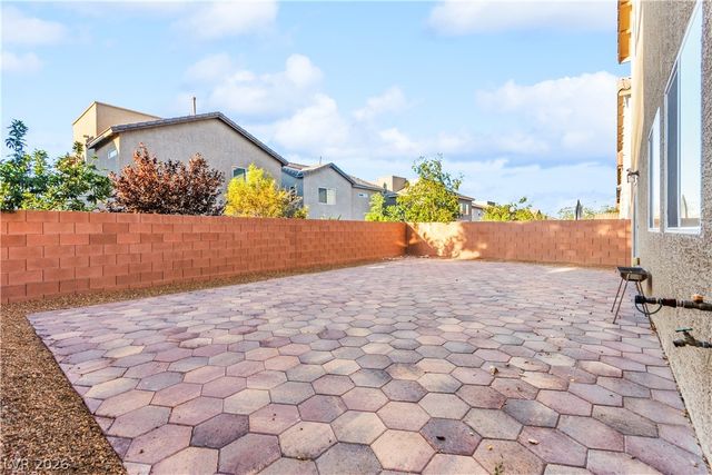 7732 Pyrenees Park Drive, Las Vegas, NV 89113