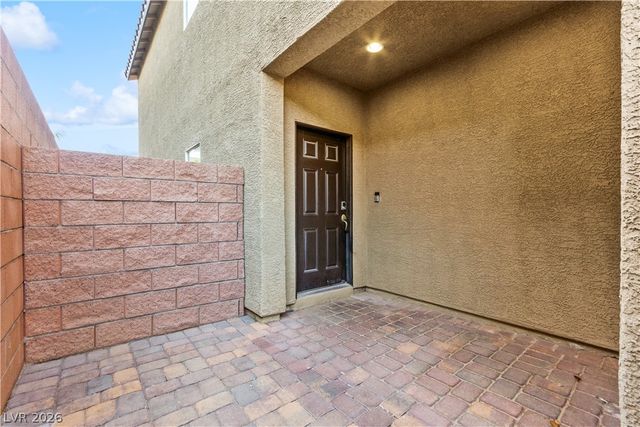 7732 Pyrenees Park Drive, Las Vegas, NV 89113