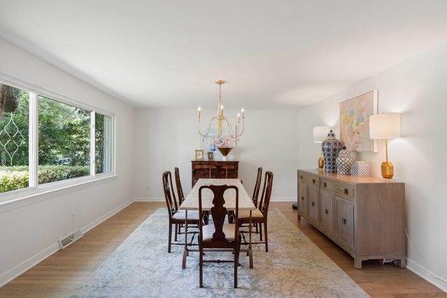 345 Confederate Circle, Charleston, SC 29407