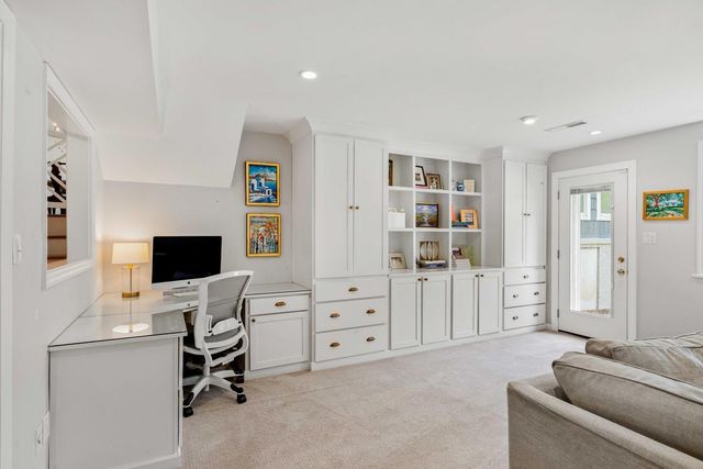 345 Confederate Circle, Charleston, SC 29407