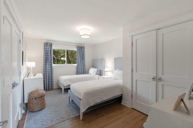 345 Confederate Circle, Charleston, SC 29407