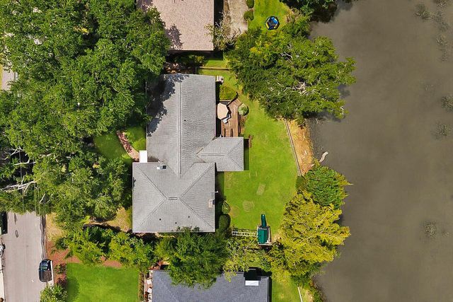 345 Confederate Circle, Charleston, SC 29407