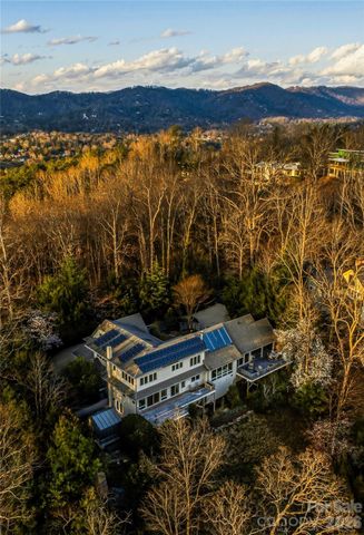 102 Horizon Hill Road, Asheville, NC 28804