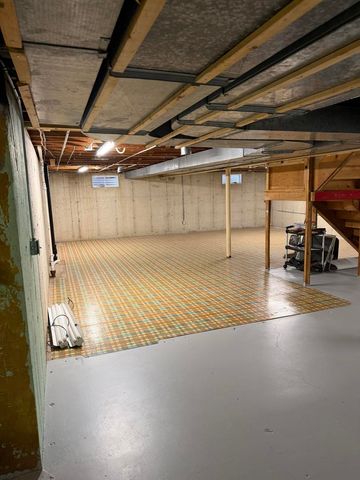 1307 Caton Avenue, Joliet, IL 60435