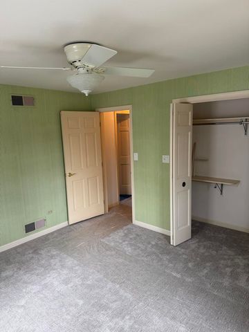 1307 Caton Avenue, Joliet, IL 60435