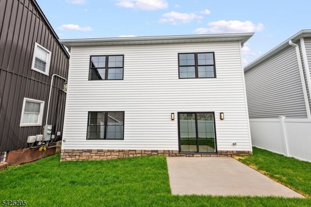 404 Rutgers Ave, Hillside Twp., NJ 07205