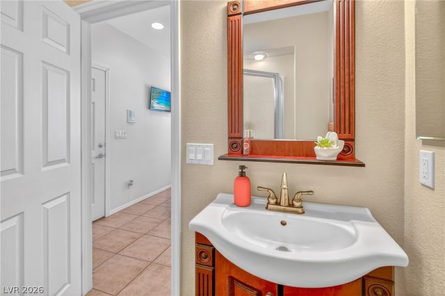 2328 Fossil Canyon Drive, Henderson, NV 89052