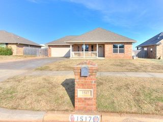1517 SE 6th Street, Moore, OK 73160