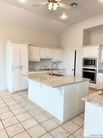 759 Sweetbrush, San Antonio, TX 78258