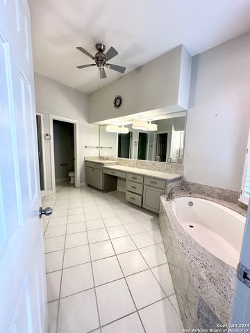 759 Sweetbrush, San Antonio, TX 78258