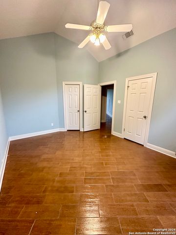 759 Sweetbrush, San Antonio, TX 78258