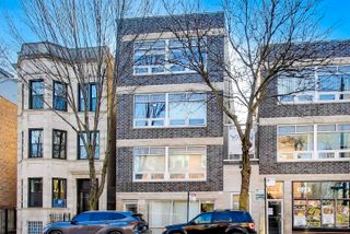2323 W Taylor Street, Chicago, IL 60612