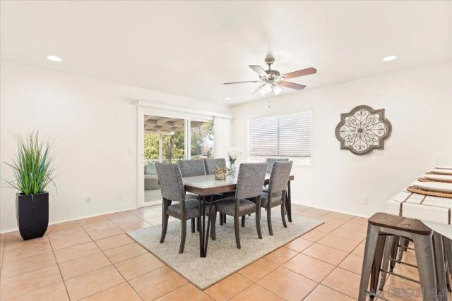 12448 Ridgeton Dr, Lakeside, CA 92040