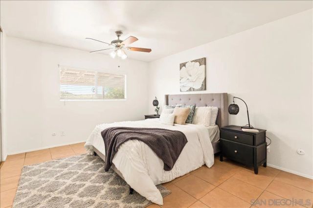 12448 Ridgeton Dr, Lakeside, CA 92040